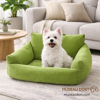 Canapé pour chien vert en velours côtelé avec westie assis, couchage confortable pour la vie en intérieur – Museau Dort