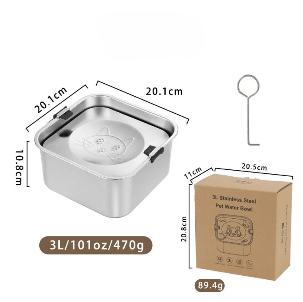 Dimensions de la gamelle inox anti-éclaboussure 3L pour chien : 20,1 x 20,1 x 10,8 cm, avec boîte d’emballage et accessoire. Disponible chez Museau Dort.