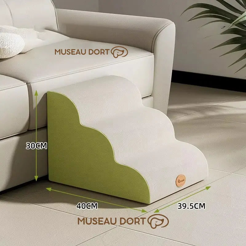 Escalier 3 marches pour chien âgé vert contre canapé, dimensions visibles, Museau Dort