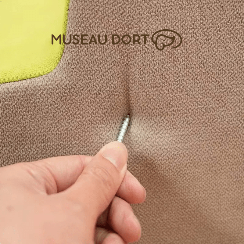 Escalier pour chien avec tissu résistant aux griffures, conçu pour un usage quotidien en toute confiance.