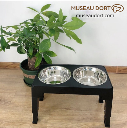 Gamelle pour chien avec double bol en inox sur support stable, adaptée aux repas quotidiens des grands chiens en intérieur – Museau Dort
