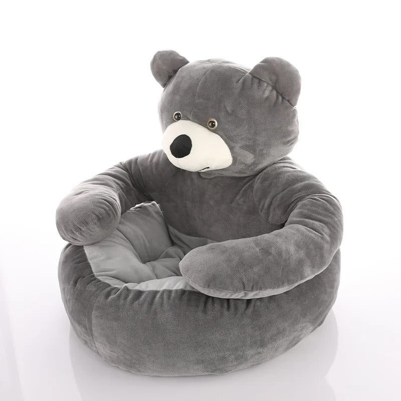 Lit pour chien confortable en forme d’ours gris, vue produit sur fond clair montrant le couchage enveloppant et rembourré, Museau Dort