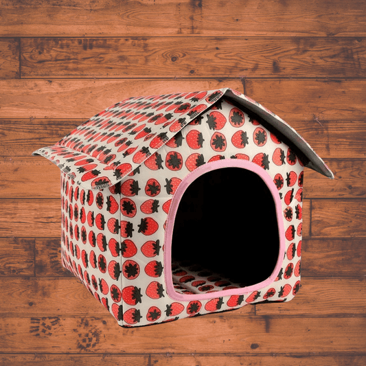 Maison Rouge Fraise pour Chien – Niche Intérieure Confortable, Lavable et Pliable - Museau dort