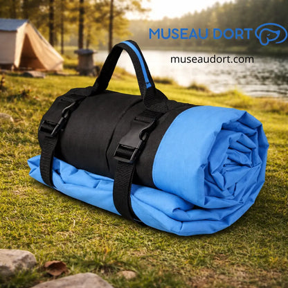 tapis de voyage roulé pour chien bleu camping extérieur Museau Dort